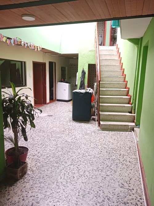 Casa de 8 alcobas en venta en San Vicente Ferrer- Tunjuelito, Bogotá, 181 m² · foto 3 de 20