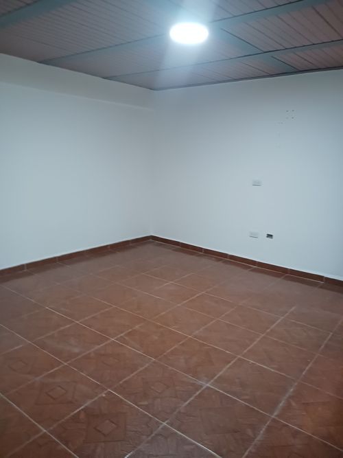 Casa de 8 alcobas en venta en San Vicente Ferrer- Tunjuelito, Bogotá, 181 m² · foto 15 de 20
