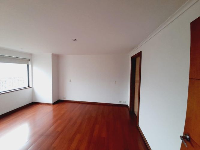 Casa de 3 alcobas en venta en San Lucas, Medellín, 242 m² · foto 15 de 15