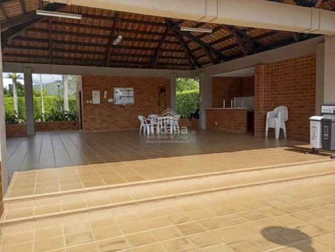 Casa de 3 alcobas en venta en Ciudad Country, Jamundí, 242 m² · foto 9 de 24