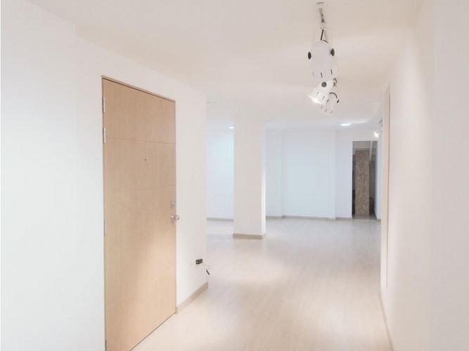 Casa de 1 alcoba en venta en Las Acacias, Bogotá, 700 m² · foto 10 de 11