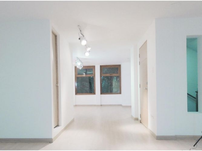 Casa de 1 alcoba en venta en Las Acacias, Bogotá, 700 m² · foto 11 de 11