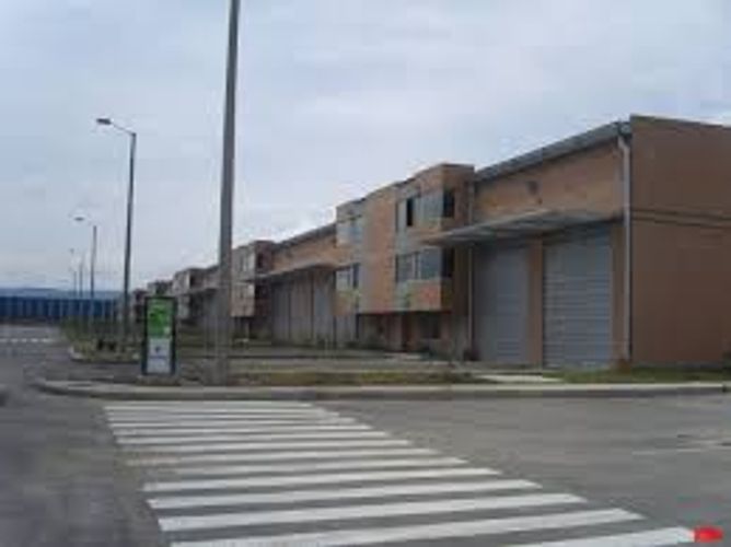 Bodega en arriendo en Siberia, Cota, 683 m² · foto 22 de 24