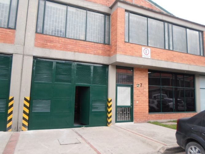 Bodega en venta en Siberia, Cota, 540 m² · foto 2 de 24