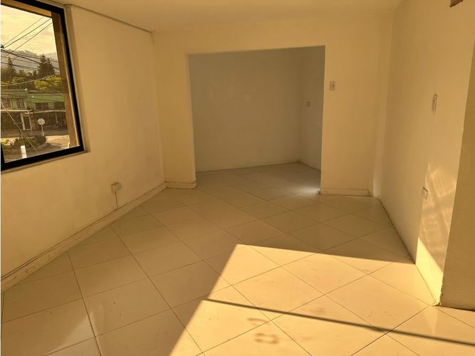 Oficina en arriendo en Lorena, Medellín, 70 m² · foto 2 de 4