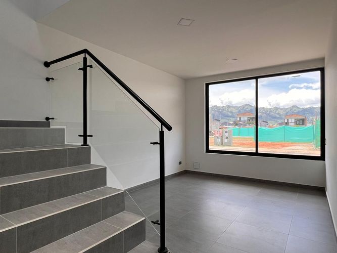 Casa de 3 alcobas en venta en La Ceja, 143 m² · foto 3 de 17