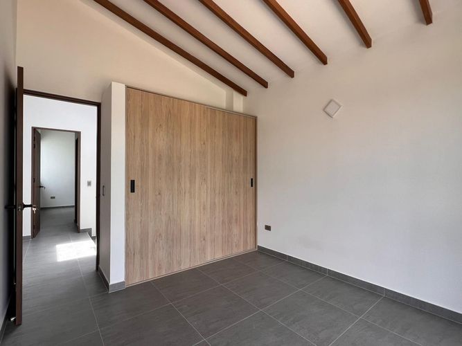 Casa de 3 alcobas en venta en La Ceja, 143 m² · foto 6 de 17