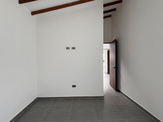 Casa de 3 alcobas en venta en La Ceja, 143 m² · foto 7 de 17