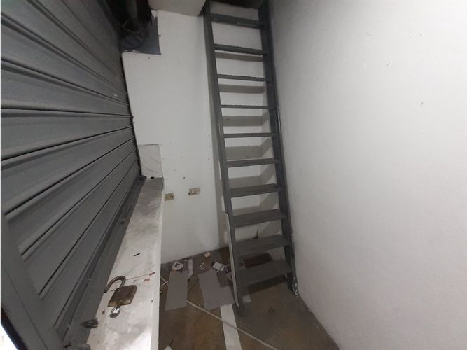 Local en arriendo en Colon, Medellín, 10 m² · foto 2 de 4