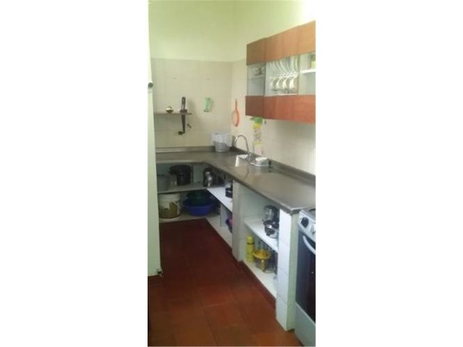 Casa de 7 alcobas en venta en Gerona, Medellín, 224 m² · foto 2 de 12