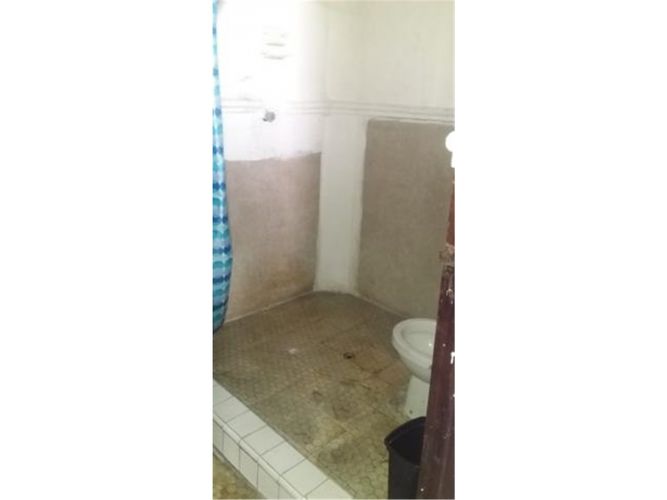Casa de 7 alcobas en venta en Gerona, Medellín, 224 m² · foto 7 de 12