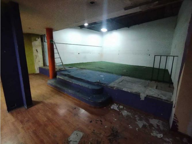 Local en arriendo en La Candelaria, Medellín, 400 m² · foto 23 de 24