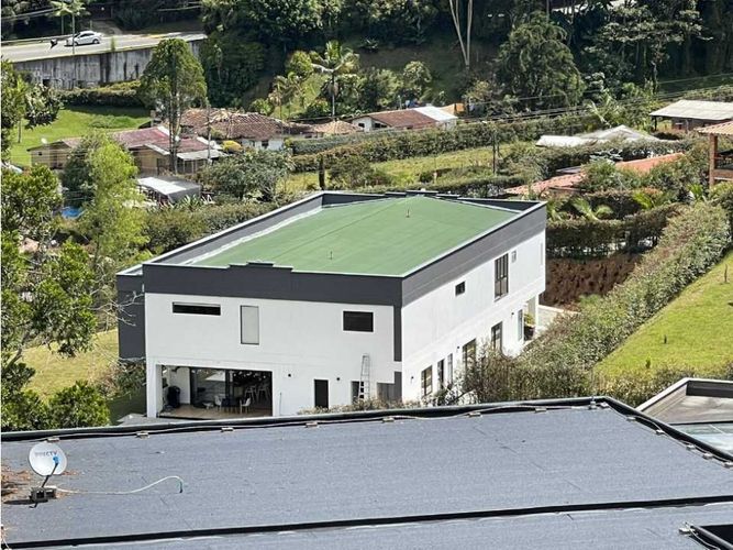 Casa de 5 alcobas en venta en Pantanillo, El Retiro, 647 m² · foto 2 de 18