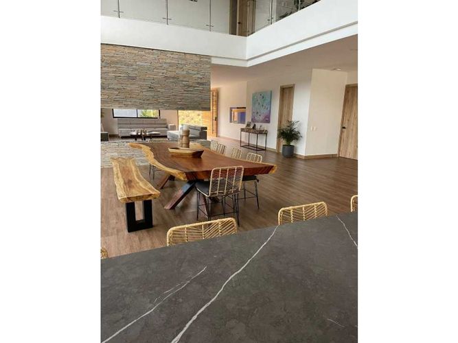 Casa de 5 alcobas en venta en Pantanillo, El Retiro, 647 m² · foto 3 de 18