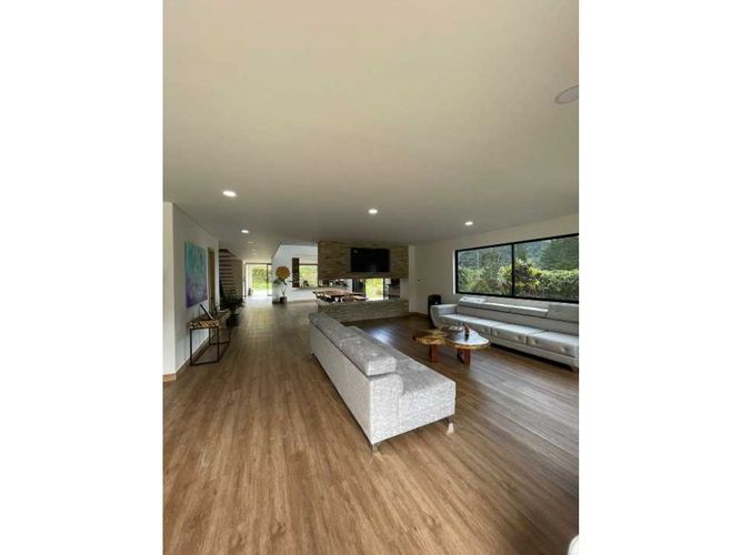 Casa de 5 alcobas en venta en Pantanillo, El Retiro, 647 m² · foto 8 de 18