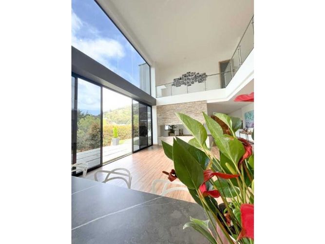 Casa de 5 alcobas en venta en Pantanillo, El Retiro, 647 m² · foto 12 de 18