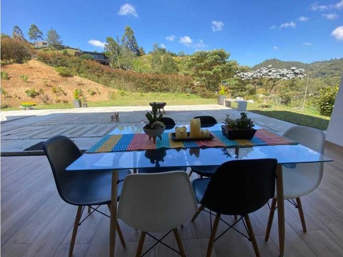 Casa de 5 alcobas en venta en Pantanillo, El Retiro, 647 m² · foto 14 de 18