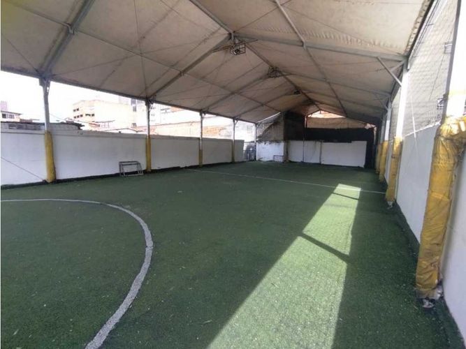 Local en arriendo en La Candelaria, Medellín, 400 m² · foto 3 de 15