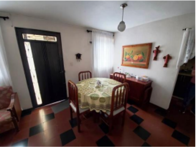 Casa de 3 alcobas en venta en Zona Industrial 1, Medellín, 140 m² · foto 2 de 14