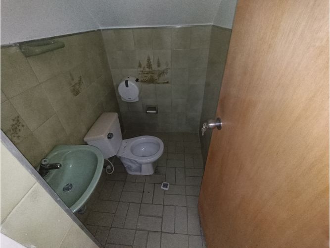 Bodega en arriendo en Manchester, Bello, 186 m² · foto 8 de 8