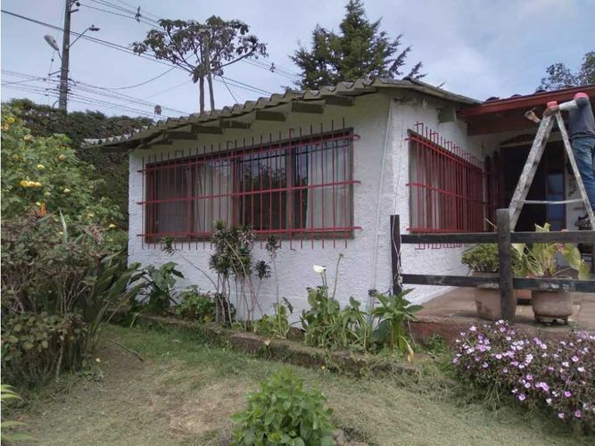 Finca en venta en Santa Elena, Medellín, 218 m² · foto 4 de 6