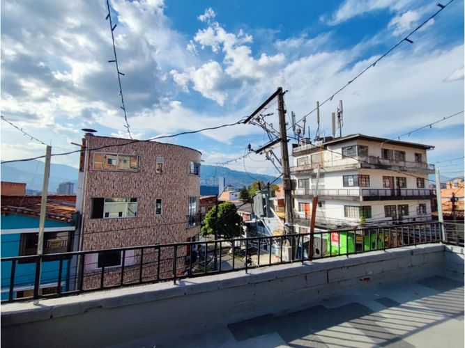Edificio en venta en Las Palmas, Medellín, 93 m² · foto 19 de 24