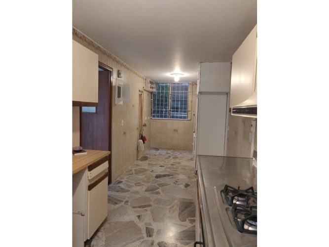 Apartamento en venta en La Candelaria, Medellín · foto 6 de 13