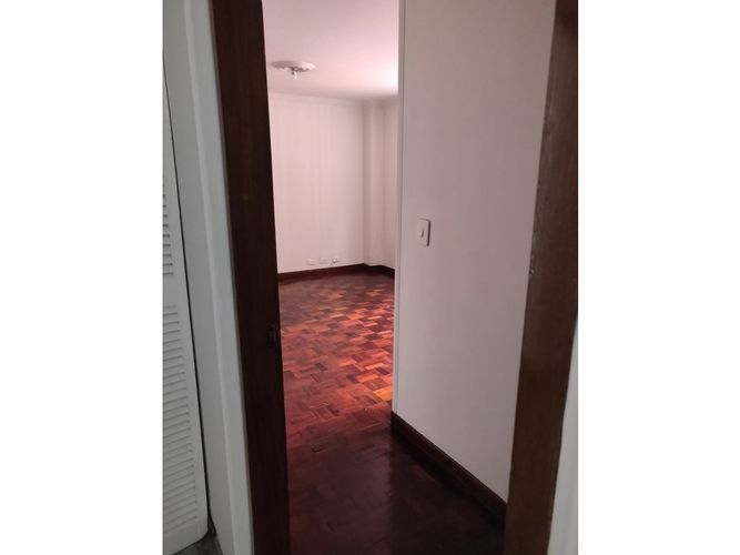 Apartamento en venta en La Candelaria, Medellín · foto 10 de 13