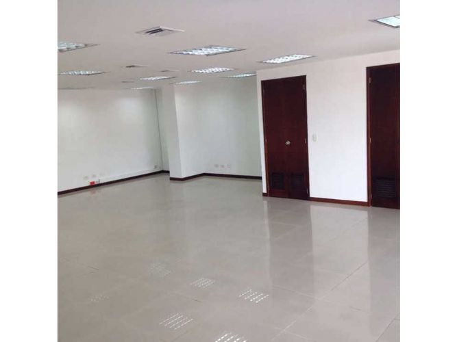 Oficina en venta en Las Acacias, Medellín, 78 m² · foto 6 de 7