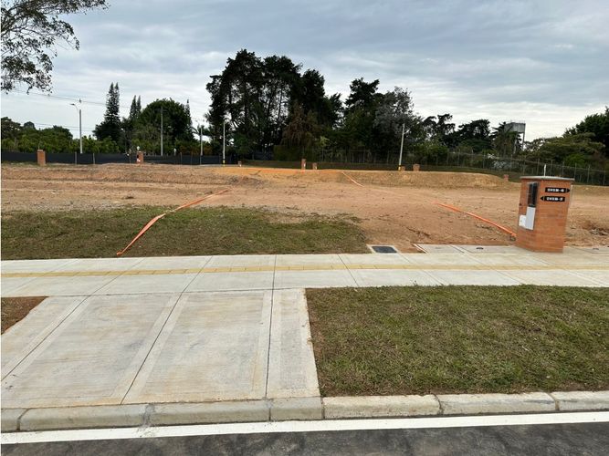 Lote en venta en Rionegro, 179 m² · foto 10 de 14