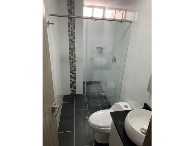 Apartamento de 3 alcobas en venta en Rodeo Alto, Bello, 107 m² · foto 4 de 20