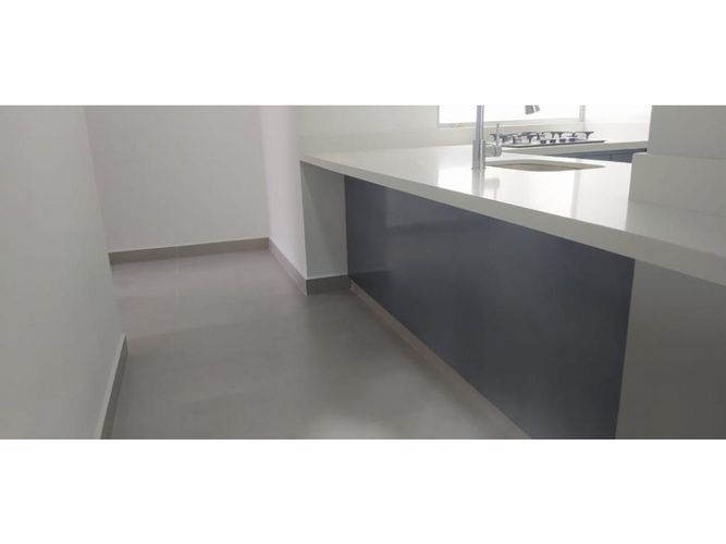 Apartamento de 3 alcobas en venta en Rodeo Alto, Bello, 107 m² · foto 14 de 20