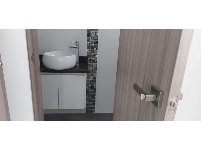 Apartamento de 3 alcobas en venta en Rodeo Alto, Bello, 107 m² · foto 17 de 20