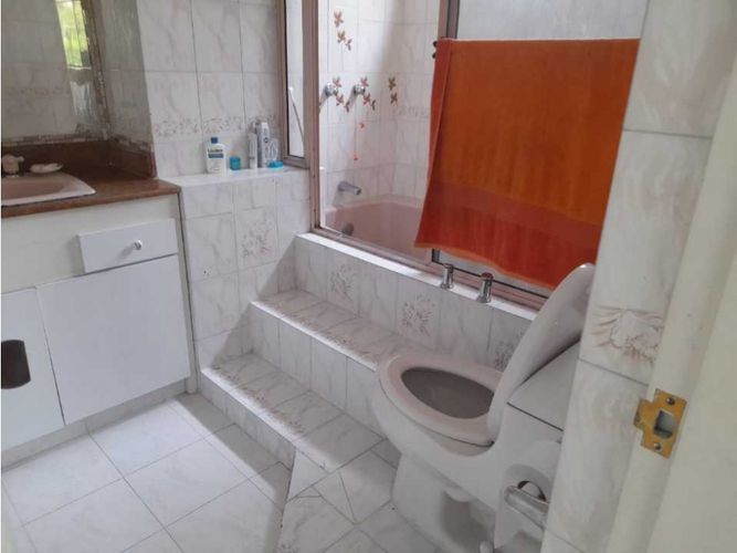 Apartamento de 4 alcobas en arriendo en La Florida, Medellín, 156 m² · foto 6 de 8