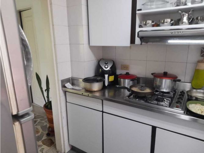 Apartamento de 4 alcobas en arriendo en La Florida, Medellín, 156 m² · foto 8 de 8