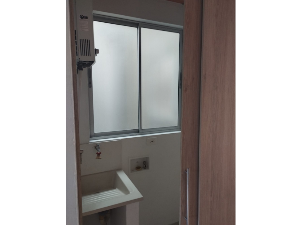 Apartamento en venta en Gerona, Medellín · foto 4 de 24