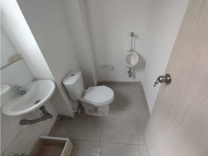Local en venta en La Florida, Sabaneta, 81 m² · foto 6 de 7