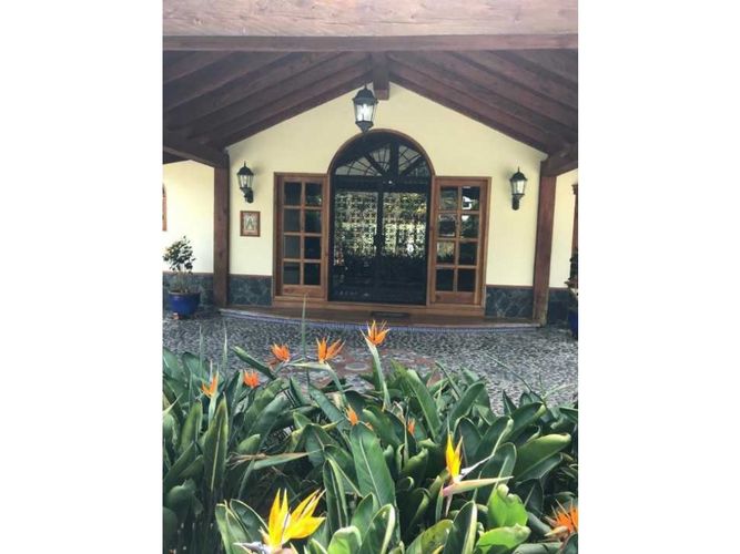 Casa de 5 alcobas en venta en Pantanillo, El Retiro, 600 m² · foto 4 de 9