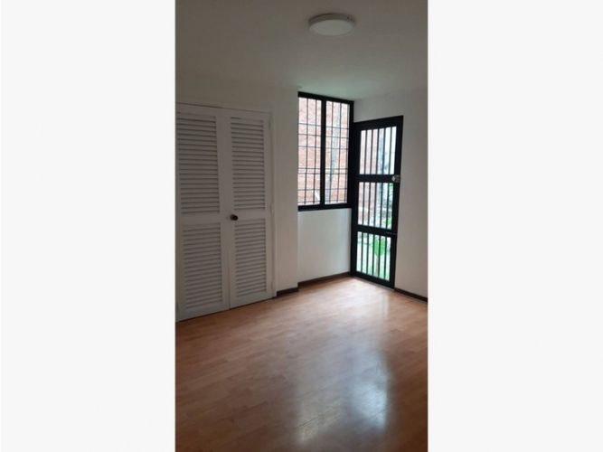 Apartamento de 3 alcobas en venta en Torres De Santa Barbara, Envigado, 160 m² · foto 6 de 12