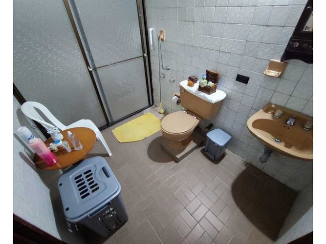 Casa de 5 alcobas en venta en Santa Teresita, Medellín, 223 m² · foto 13 de 24