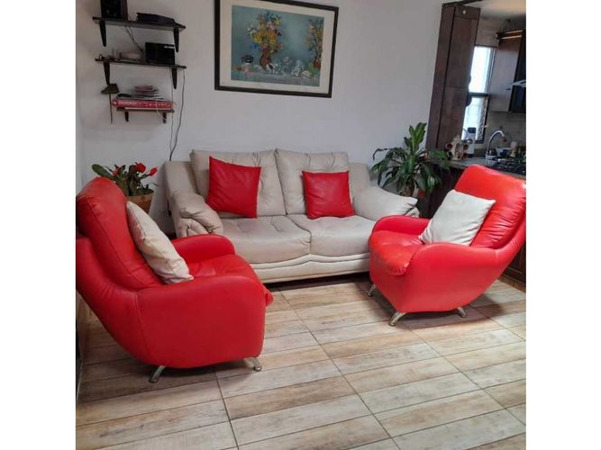 Casa de 6 alcobas en venta en El Convento, Marinilla, 320 m² · foto 4 de 15