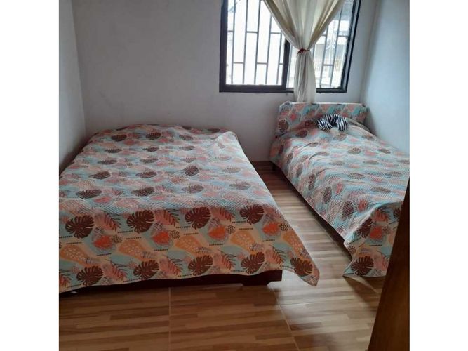 Casa de 6 alcobas en venta en El Convento, Marinilla, 320 m² · foto 8 de 15