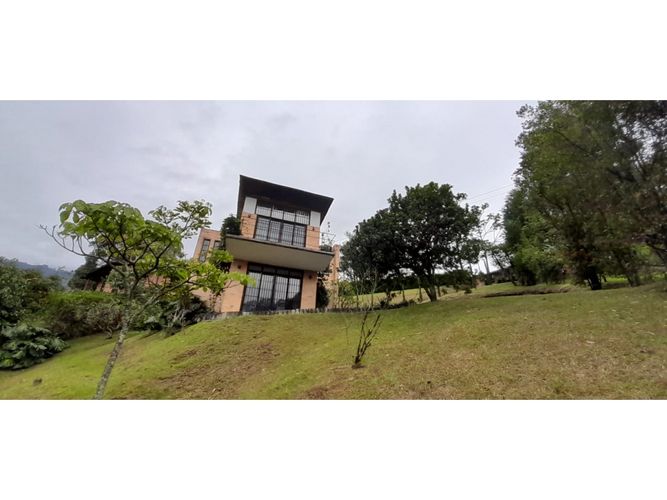 Casa de 2 alcobas en venta en Pueblo Viejo, La Estrella, 120 m² · foto 3 de 19