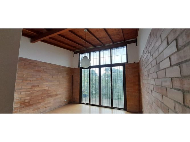 Casa de 2 alcobas en venta en Pueblo Viejo, La Estrella, 120 m² · foto 12 de 19