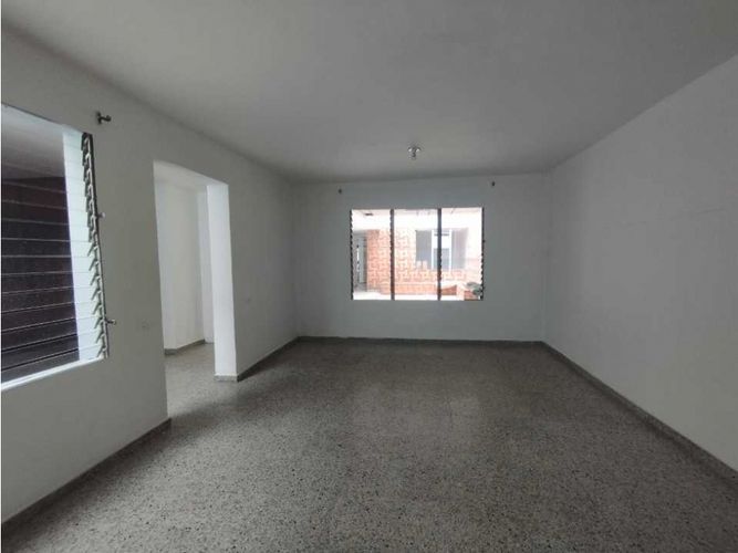Casa de 6 alcobas en venta en Lorena, Medellín, 300 m² · foto 3 de 19