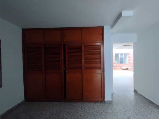Casa de 6 alcobas en venta en Lorena, Medellín, 300 m² · foto 4 de 19