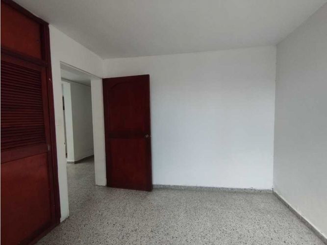 Casa de 6 alcobas en venta en Lorena, Medellín, 300 m² · foto 13 de 19