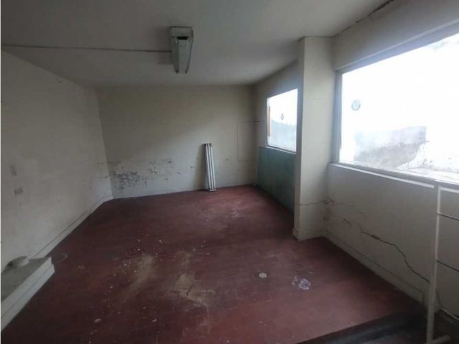 Local en arriendo en La Floresta, Medellín, 340 m² · foto 13 de 14