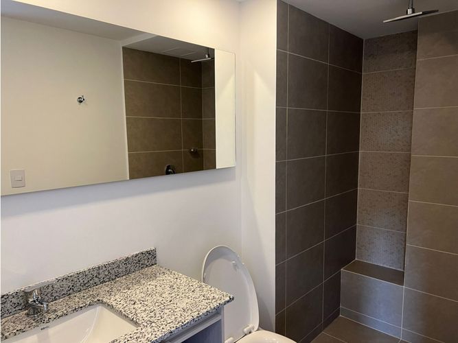 Apartamento de 2 alcobas en venta en Laureles, Medellín, 79 m² · foto 23 de 24