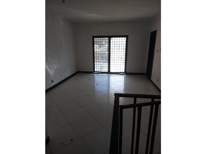 Casa en venta en La Candelaria, Medellín, 290 m² · foto 8 de 13